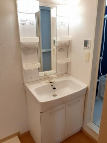 クレバー　レンドＡの洗面所