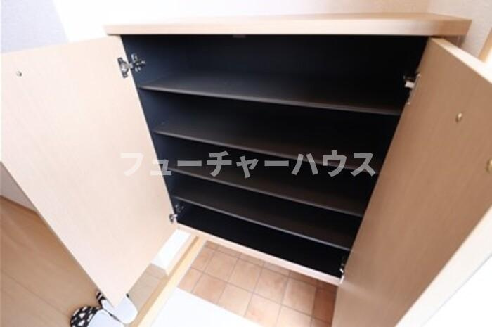 クオーレ　Ａ・Ｂの玄関