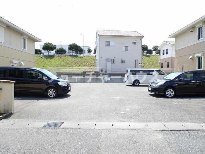 カーサ　アコルデ　Ｃの駐車場