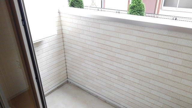ウィスティリアのバルコニー