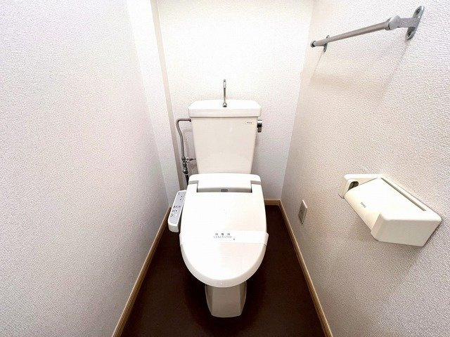 プラザワイズのトイレ|ゆったりとした空間のトイレです