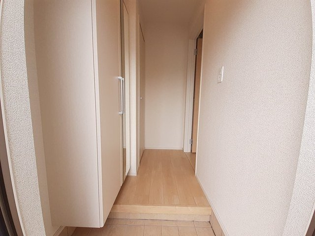 サニーヒルハウスの玄関|ゆったりとした玄関です