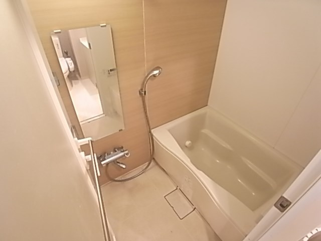 ベルファース尼崎の浴室