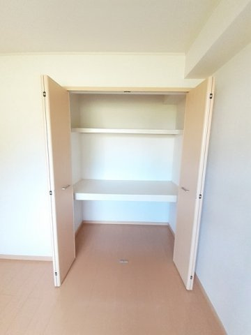 サンファミール西辛川の収納