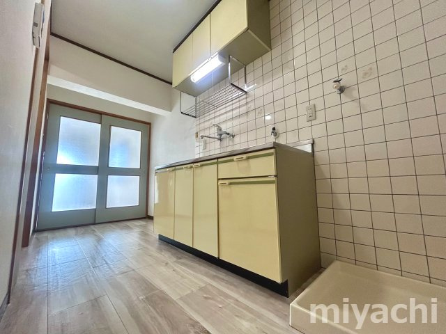 徳島市助任本町５丁目の賃貸マンションのキッチン