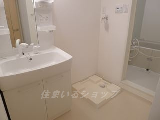セレーノ　Hの洗面所|シャンプードレッサー