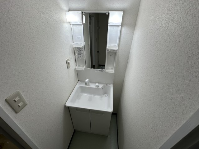 サンシャイン川添の洗面所
