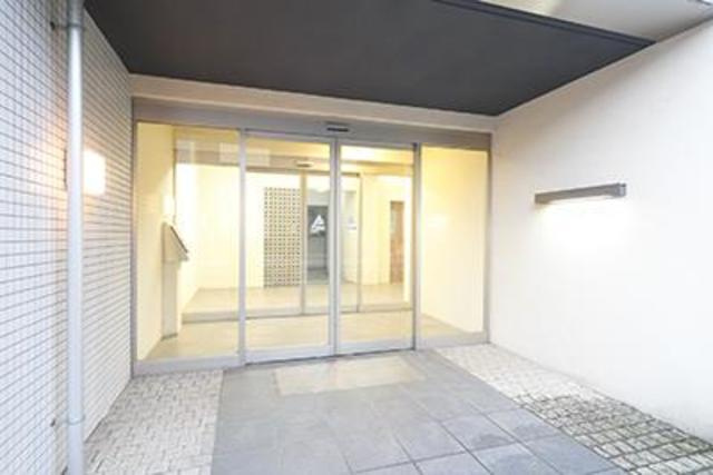 ルミエール中町のエントランス|毎日通るエントランスはこのようになっています