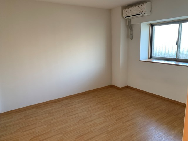 メディオコート大手町の洋室|洋室8帖