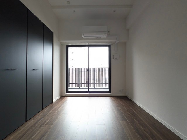 Ｓ－ＲＥＳＩＤＥＮＣＥ本川町ａｆｆｏｒｄの居間・リビング|LDK8.5帖