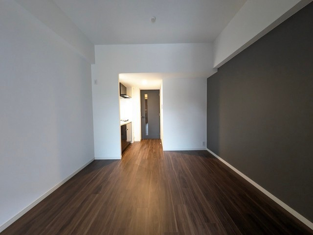 Ｓ－ＲＥＳＩＤＥＮＣＥ本川町ａｆｆｏｒｄの居間・リビング|洋室4帖