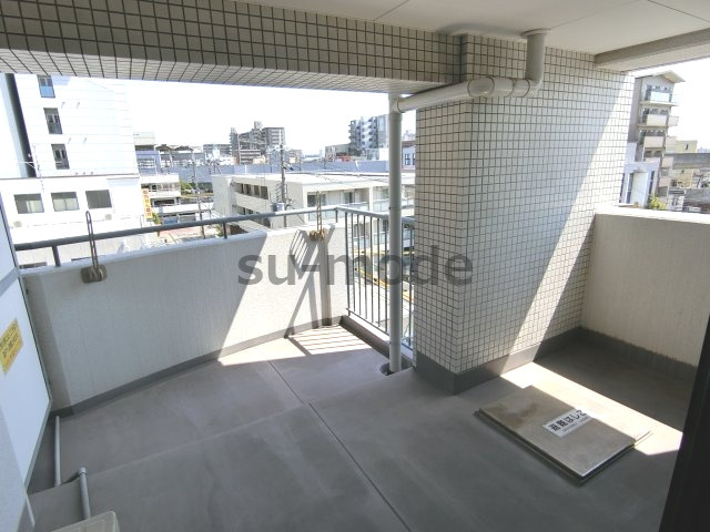 UEDA BUILDINGのバルコニー