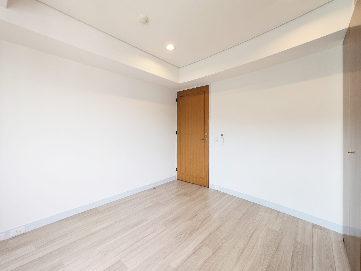 芦屋市三条町の賃貸マンションの洋室
