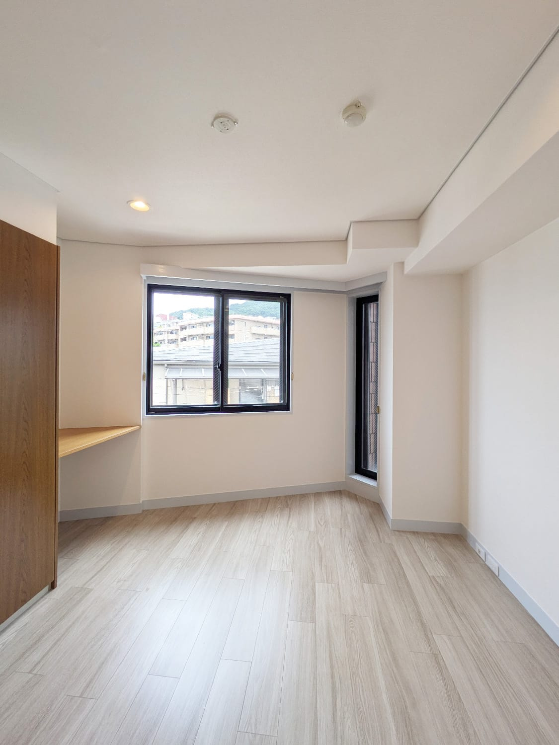 芦屋市三条町の賃貸マンションの居間・リビング