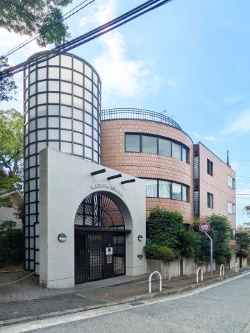 芦屋市三条町の賃貸マンション
