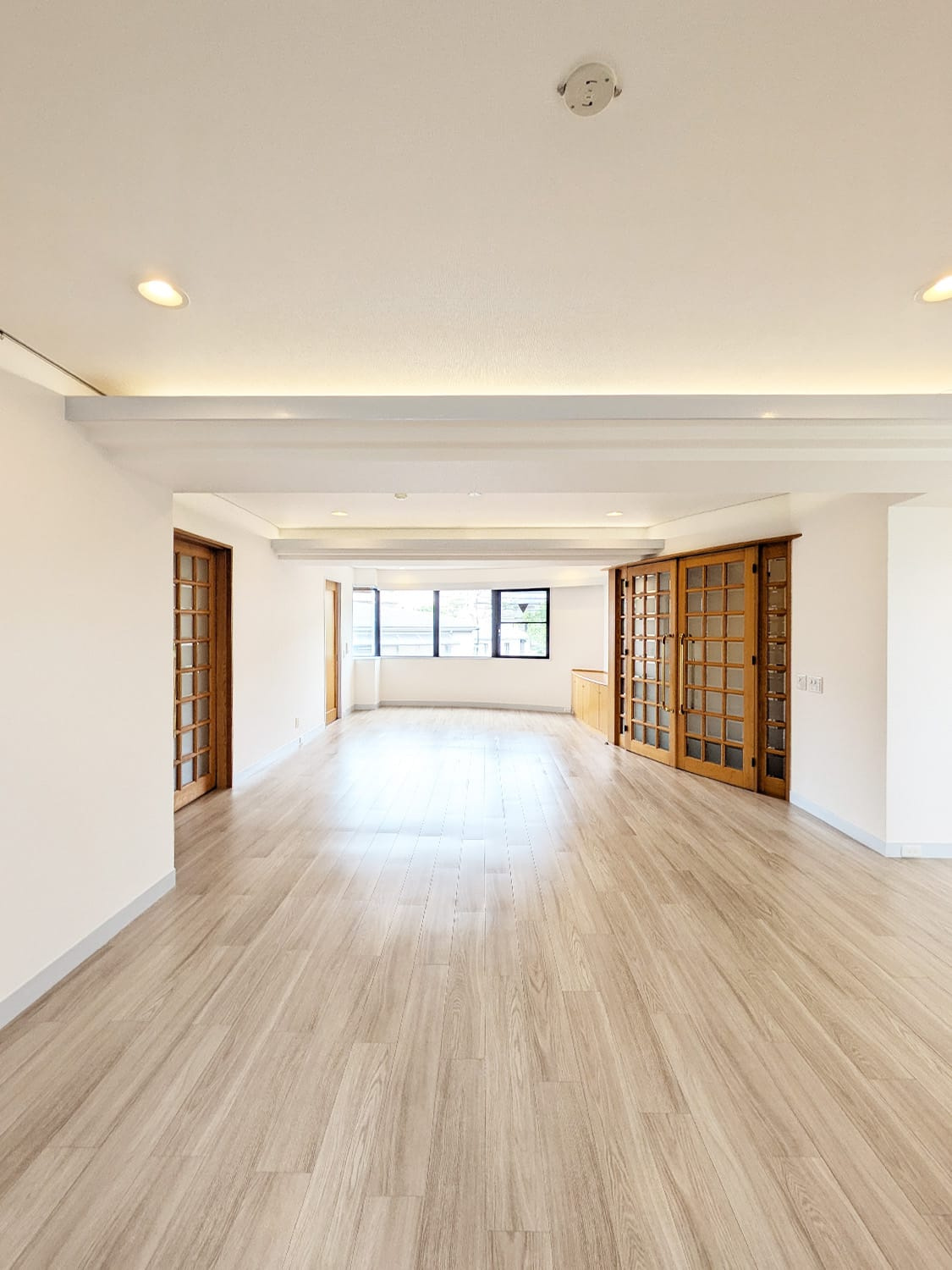芦屋市三条町の賃貸マンションの居間・リビング