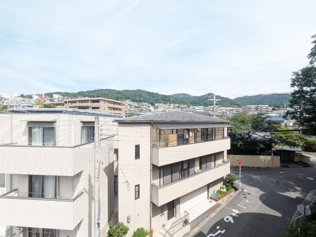 芦屋市三条町の賃貸マンションの展望