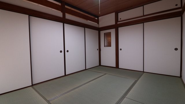 城が山4丁目戸建の寝室