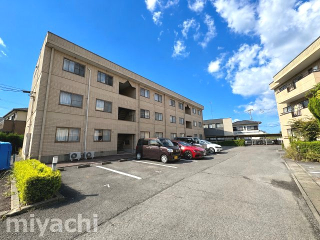 グランディール矢三Ｂの外観