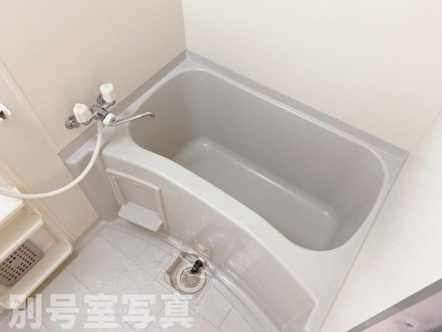 オルト春日井の浴室