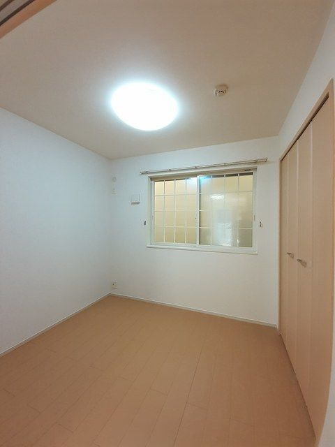 ファイン花原の寝室