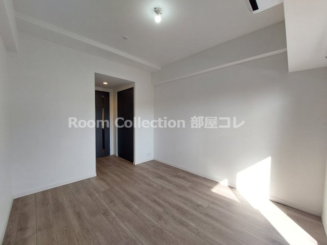 フラシア名古屋尾頭橋 MAXIVの居間・リビング|※同物件他部屋写真
反転、色違いの場合有
現況優先