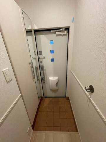アリビオ永新Ａの玄関