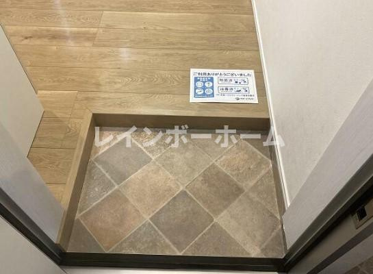 CASA　Yotubaの玄関