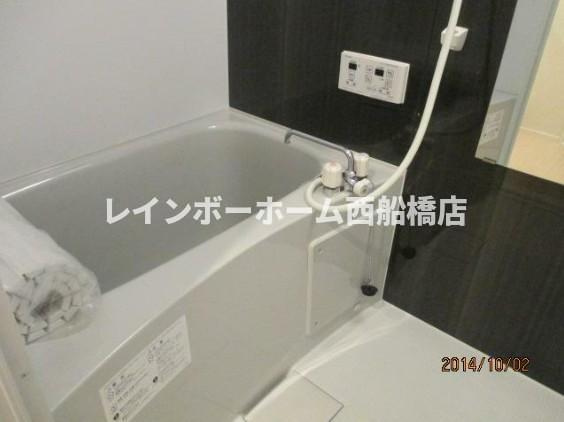 ディアコート（中央）の浴室