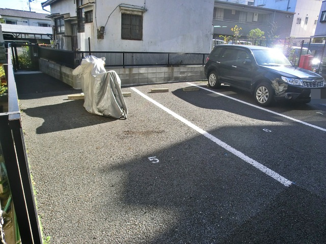 プリムヴェールの駐車場|敷地内駐車場です！