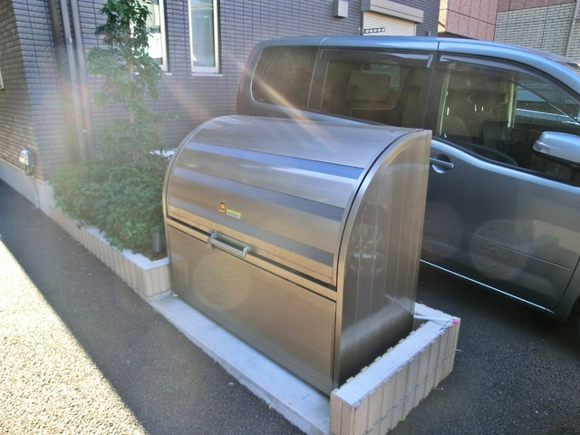 プリムヴェールのその他共用部分|ゴミ置き場あります♪