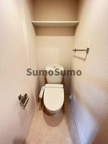 尼崎市田能３丁目のアパートのトイレ|コンパクトで使いやすいトイレです