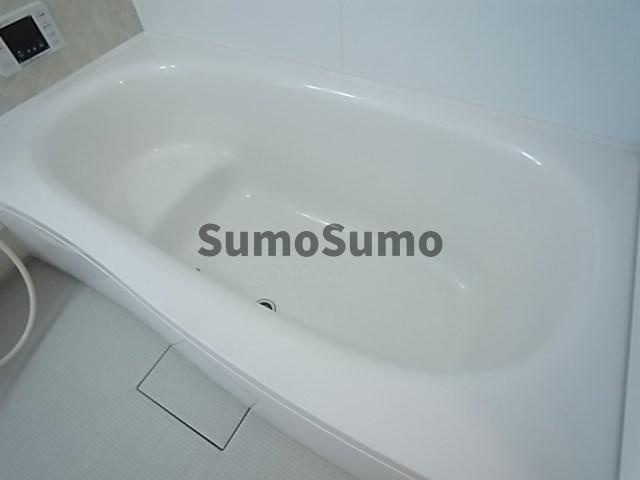 アルモニーアFの浴室|日々の疲れを癒すお風呂付です