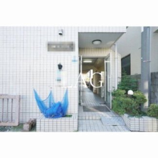 【エントランス】 | 三桃マンション | エントランスです。