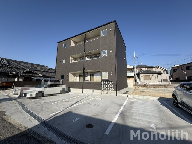 エステイトE岸和田1の駐車場
