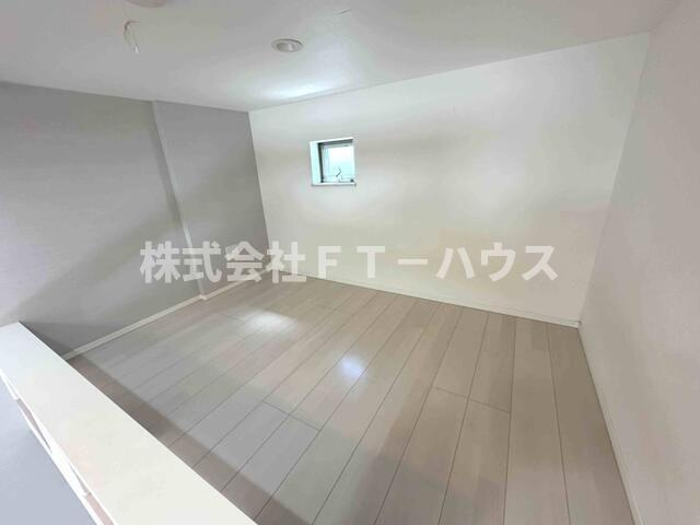 ハーモニーテラス湊新田の寝室