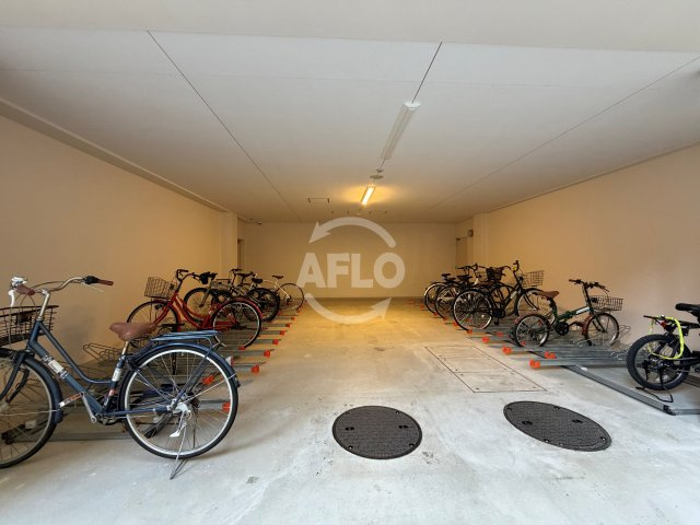 セレニテ難波ミラク弐番館のその他共用部分|セレニテ難波ミラク弐番館　駐輪場
