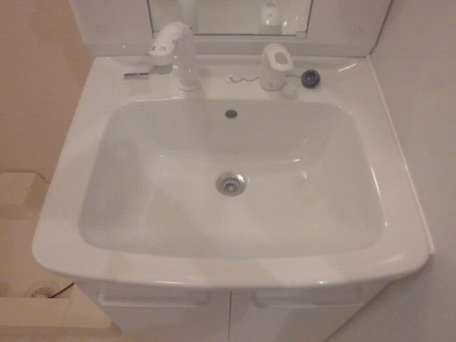 【洗面所】 | アルカンシェル | スペースが確保できる洗面所です