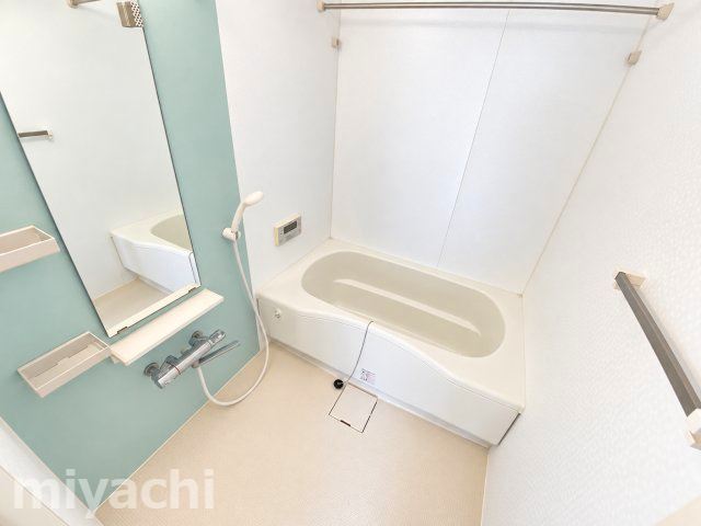 シャーメゾンピア　Aの浴室