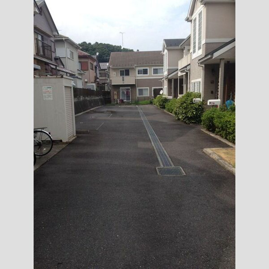 【駐車場】 | リーベン絹 | 駐車場です