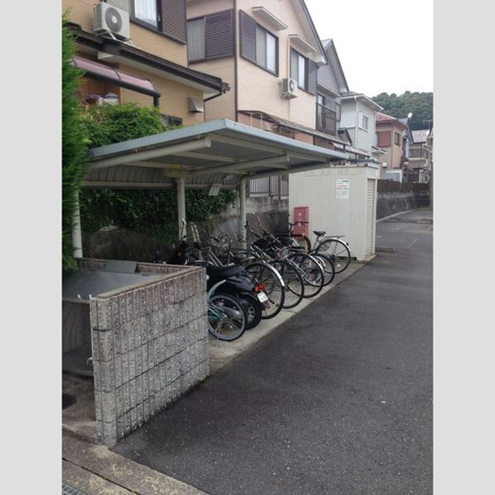 【その他共用部分】 | リーベン絹 | 駐輪場を備えています