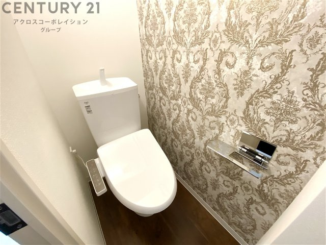 ウォシュレット付きのトイレです♪