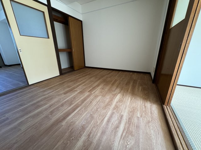 セントラル東海の洋室