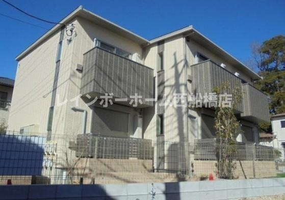 市川市中山３丁目のアパートの外観
