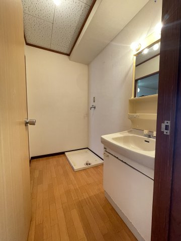SRSTビルのその他