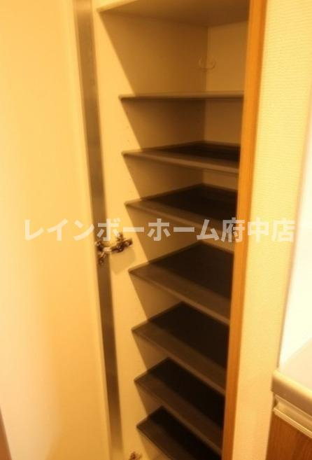 アムール錦の玄関