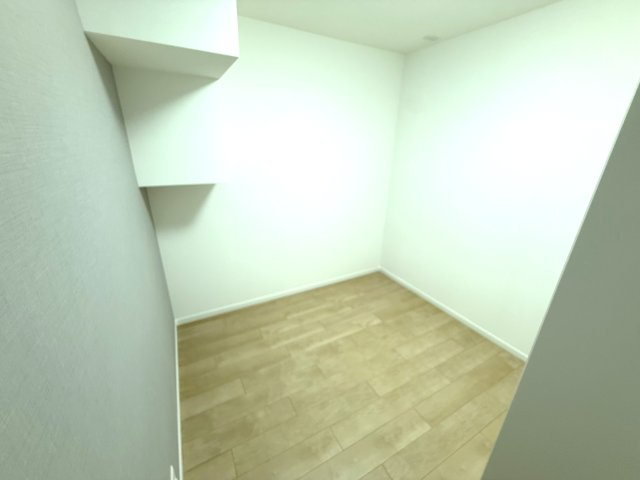 明大前グランドハイツの洋室