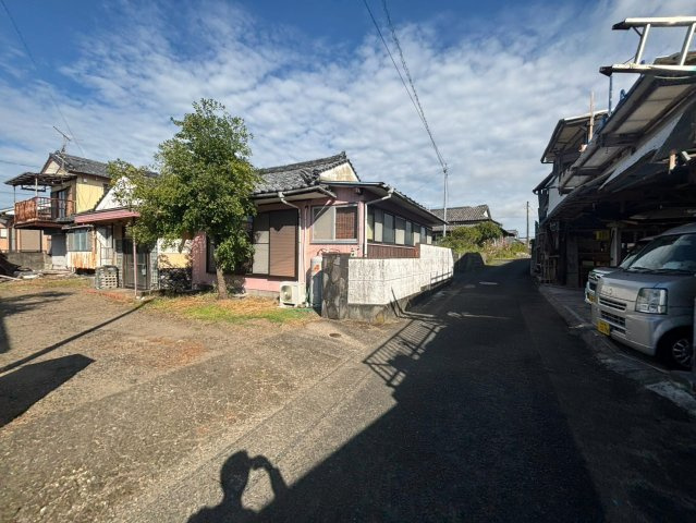 都城市高城町 戸建ての駐車場