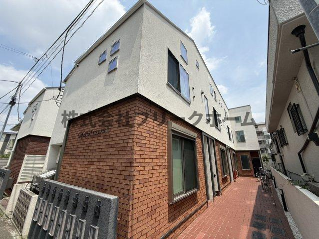 小金井市緑町５丁目のアパートの外観