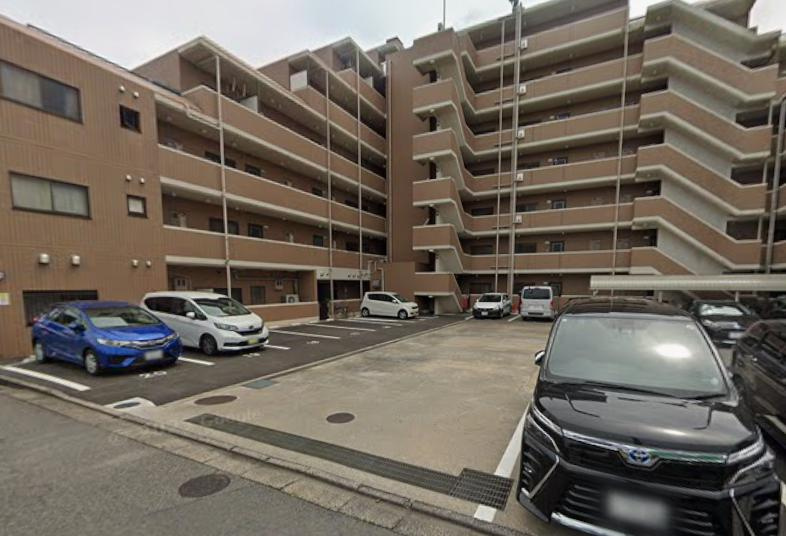 船橋市三山７丁目の店舗事務所の駐車場